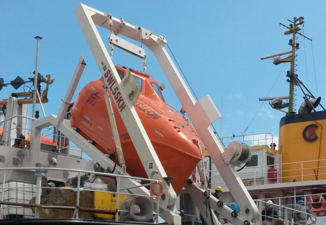 LSA, Lifeboat, rescue boat and davit